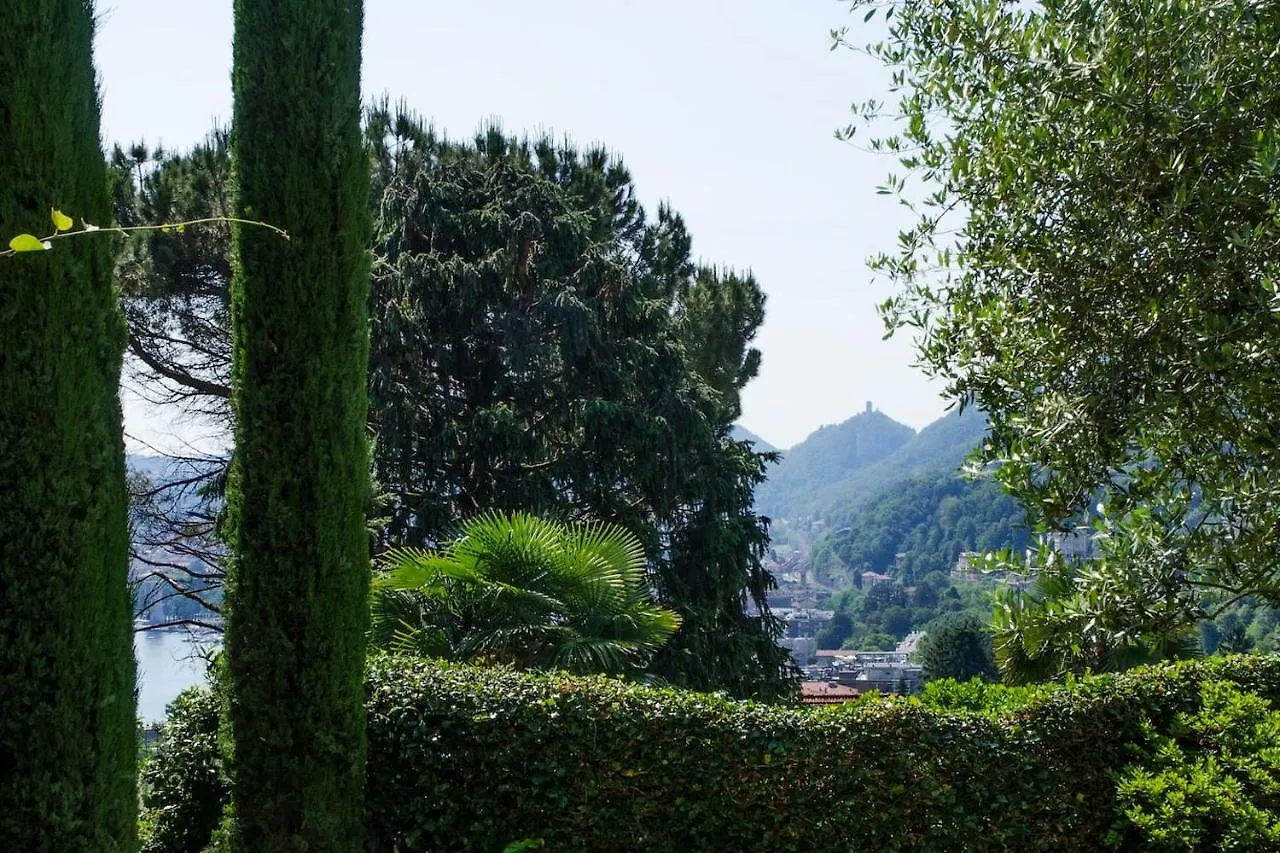 Дом отдыха Altido Villa Sveva Lake Como